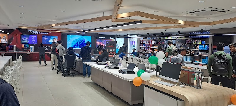 Vishal Computech Pvt Ltd. | SR Arcade - Vishal Computech Pvt Ltd. | SR Arcade, Showroom No 2, Ground Floor, SR Arcade, Park Ln, opposite Chenoy Trade Center, Kalasiguda, Hyderabad, Secunderabad, Telangana 500003, India