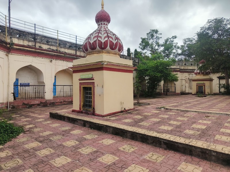 Parvati Hill - Parvati Hill 143/4, Nana Saheb Peshwa Rd, Parvati Gaon, Parvati Paytha, Pune, Maharashtra 411009, India