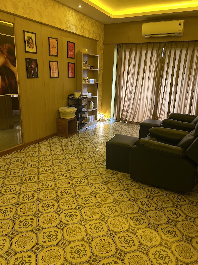 Blue Terra Spa & Salon - Blue Terra Spa & Salon First Floor, Smit Vandan, F 102 & F 103, St Inez Rd, above Indusind Bank, Altinho, Panji, Panaji, Goa 403001, India