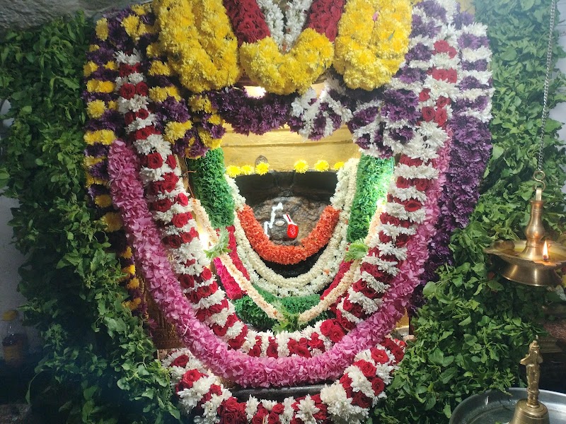 Kambadahalli Shri Guddanjaneya Swamy Temple - Kambadahalli Shri Guddanjaneya Swamy Temple, VJ5P+J8H, Mandya, Beechanahalli, Karnataka 571802, India