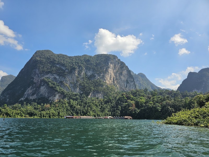 Khao Sok Lake, Ltd. - Khao Sok Lake, Ltd., 20, 18 Moo3, Tambon Khao Wong, Amphoe Ban Ta Khun, Chang Wat Surat Thani 84230, Thailand