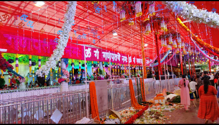 Shree Siddhivinayak Temple - Shree Siddhivinayak Temple SK Bole Rd, Prabhadevi, Mumbai, Maharashtra 400028, India