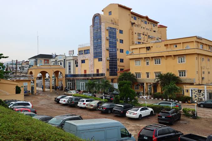 Aotel Hotel Lagos Ikeja - Aotel Hotel Lagos Ikeja 450 Obafemi Awolowo Wy, Oba Akran, Ikeja 100271, Lagos, Nigeria