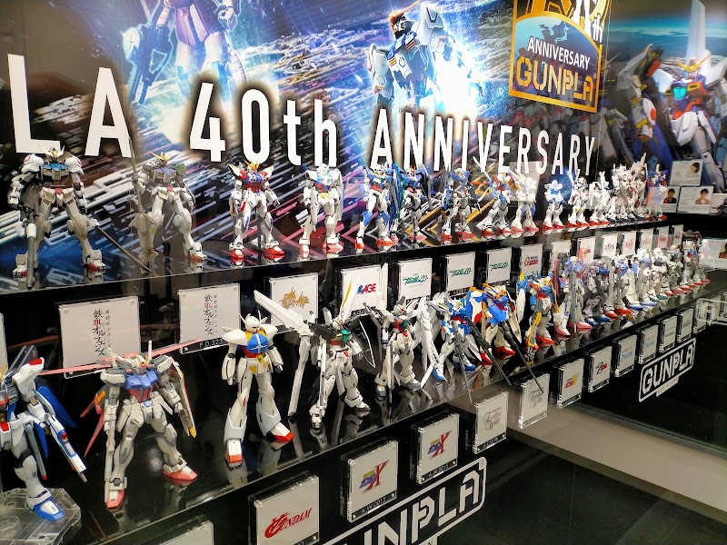 The Gundam Base Tokyo - The Gundam Base Tokyo Japan, 〒135-0064 Tokyo, Koto City, Aomi, 1-chōme−1−１０ ダイバーシティ東京 プラザ７F