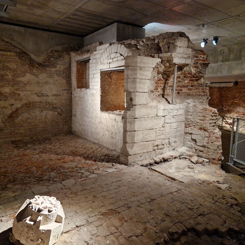 Het Coudenbergpaleis - Het Coudenbergpaleis Pl. des Palais 7, 1000 Bruxelles, Belgium