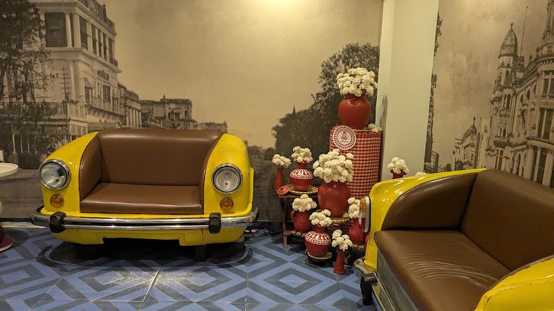 6 Ballygunge Place, Chowringhee - 6 Ballygunge Place, Chowringhee, 55 & 55, 1, Chowringee Rd, opposite Nehru Children's Museum, Taltala, Kolkata, West Bengal 700071, India