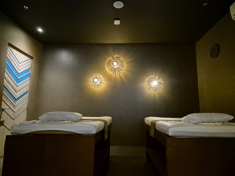 Let's Relax Spa - Phuket (The Sis Kata) - Let's Relax Spa - Phuket (The Sis Kata), 255 Thanon Kata, Karon District, Amphoe Mueang Phuket, Chang Wat Phuket 83100, Thailand