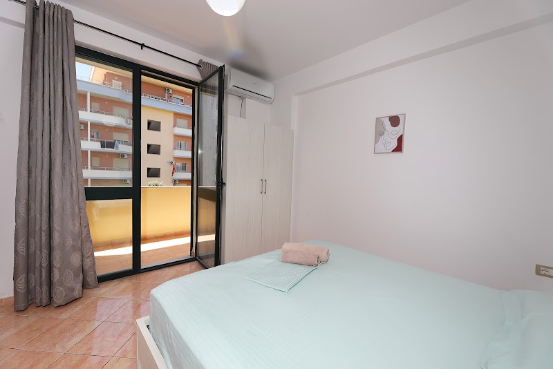 Sunny Side Apartments - Sunny Side Apartments, Rr. Gjergj Arianiti, Vlorë 9403, Albania