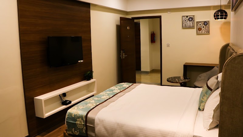 The Platinum Boutique Inn - The Platinum Boutique Inn Liberty Crossroads, 3-6-365, near TTD Balaji Temple, Gagan Mahal, Domalguda, Himayatnagar, Hyderabad, Telangana 500029, India