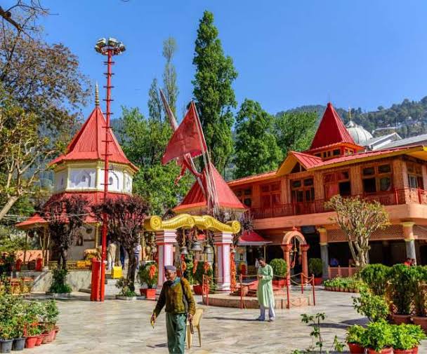 Hotel Mount N Mist Nainital - Hotel Mount N Mist Nainital, Kilarny Compund, Governor House Road, near Sherwood College, Ayarpatta, Slopes, Nainital, Uttarakhand 263001, India