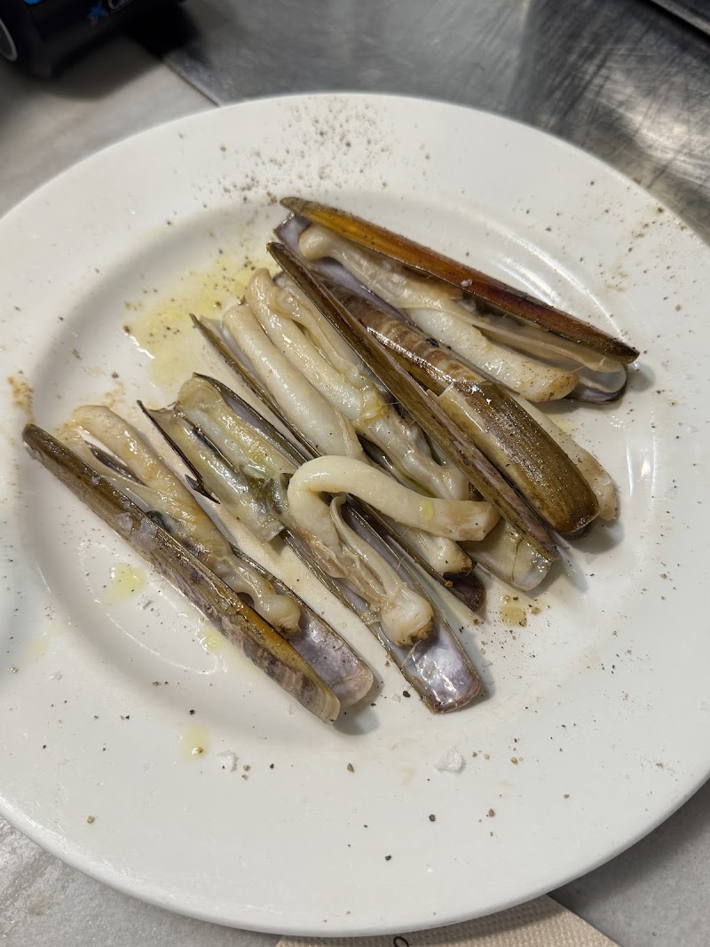 El Xampanyet - El Xampanyet Carrer de Montcada, 22, Ciutat Vella, 08003 Barcelona, Spain