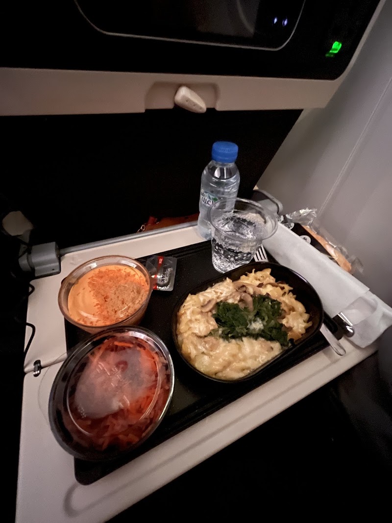 Etihad Airways Abu Dhabi First Class Lounge - Etihad Airways Abu Dhabi First Class Lounge Abu Dhabi Airport,Sheikh Maktoum Bin Rashid Road - Abu Dhabi - Ferienigde Arabyske - المطار - مطار زايد الدولي - أبو ظبي - United Arab Emirates