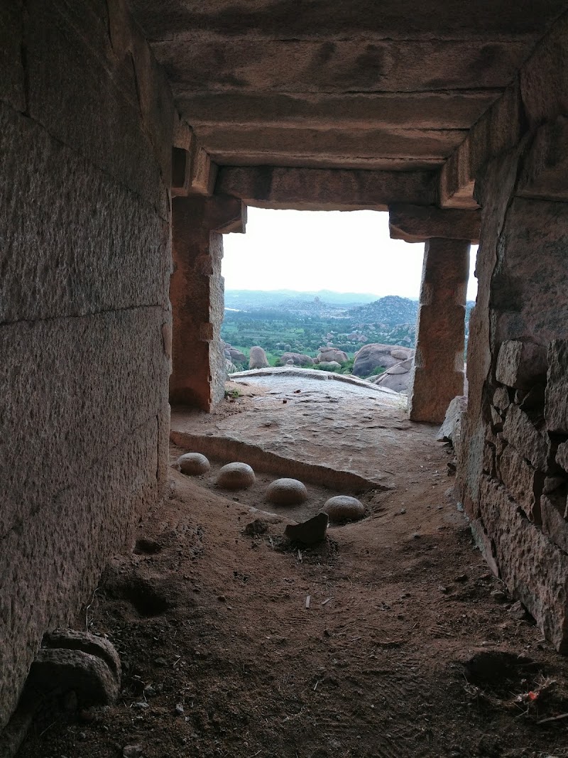 Sunset point - Hemakuta Gudda - Sunset point - Hemakuta Gudda, Hemakuta Hill, 8FJ5+XRQ, SH 131, Krishnapura, Karnataka 583239, India