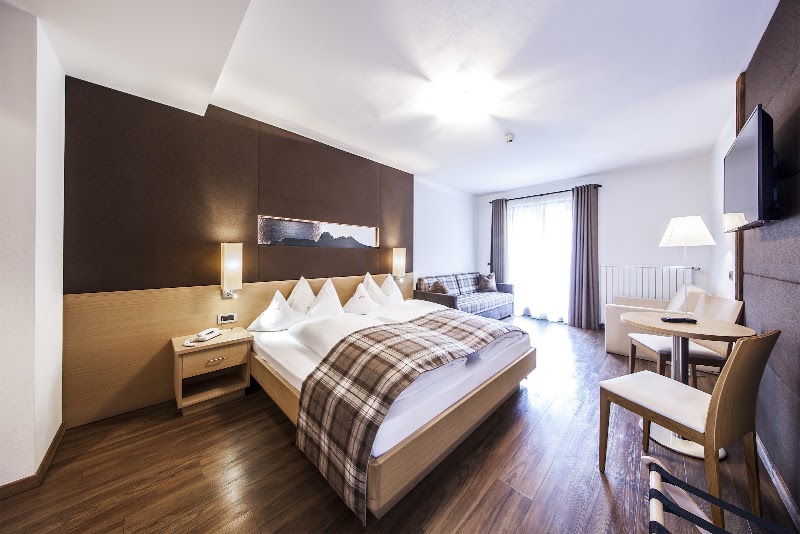 Hotel Carmen Dolomites - Hotel Carmen Dolomites Streda Chemun, 16, 39047 Santa Cristina Valgardena BZ, Italy