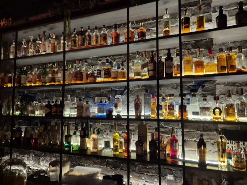 YOU KNOW WHERE - YOU KNOW WHERE, 185 Si Lom Rd, Si Lom, Khet Bang Rak, Krung Thep Maha Nakhon 10500, Thailand