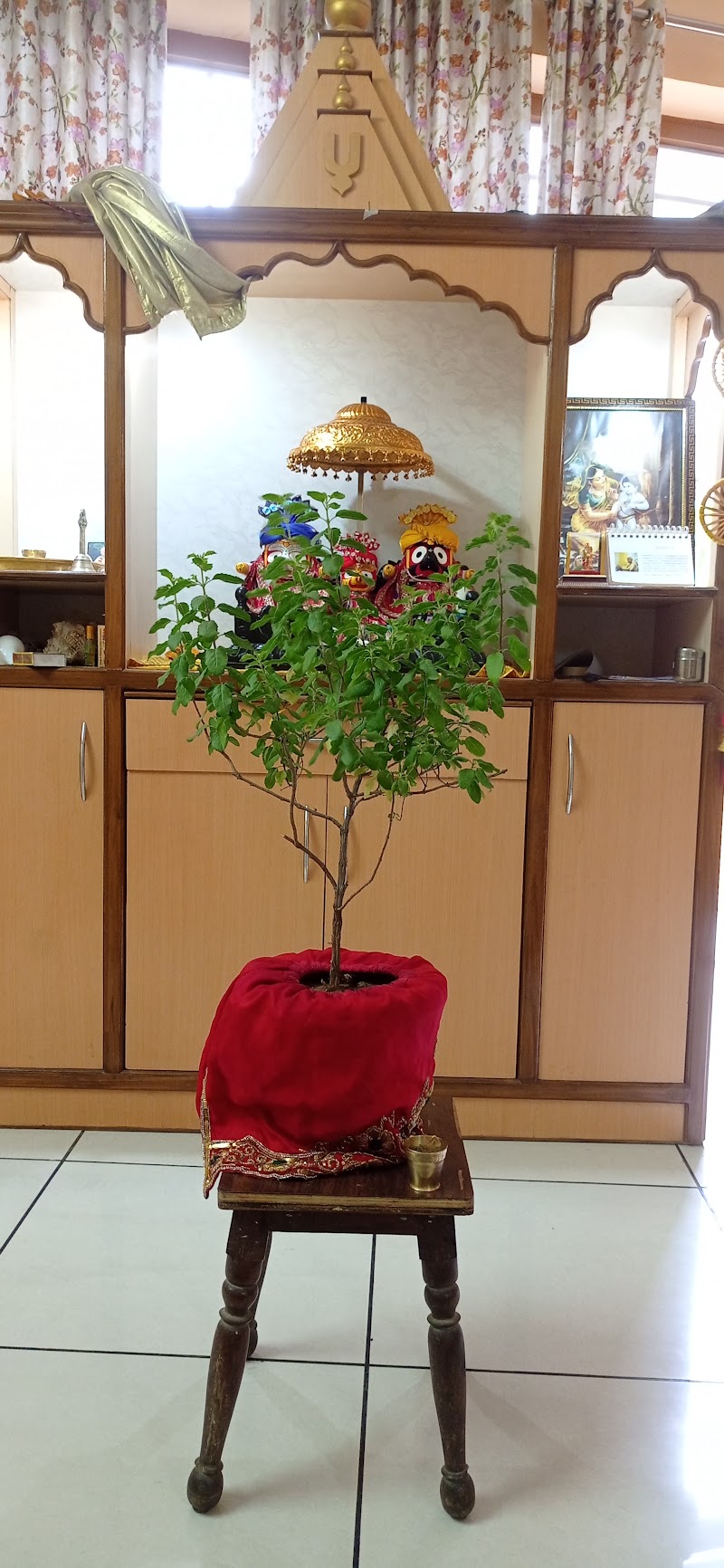 ISKCON Bhaktivriksh Center - ISKCON Bhaktivriksh Center, 87 e, Ganesh Marg, Surya Nagar, Gopal Pura Mode, Jaipur, Rajasthan 302018, India