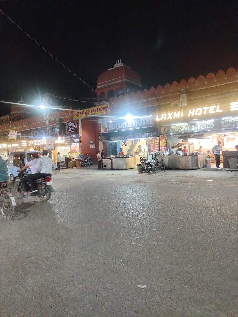 Bikaner Hotel - Bikaner Hotel, 2877+RH5, डॉ भगत राम मार्ग, Kote Gate, Bikaner, Rajasthan 334001, India