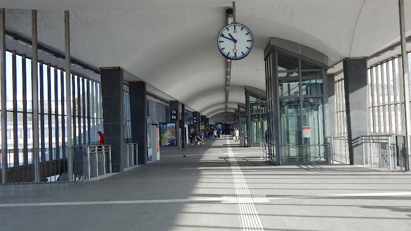 Heidelberg Hauptbahnhof - Heidelberg Hauptbahnhof, Willy-Brandt-Platz 5, 69115 Heidelberg, Germany