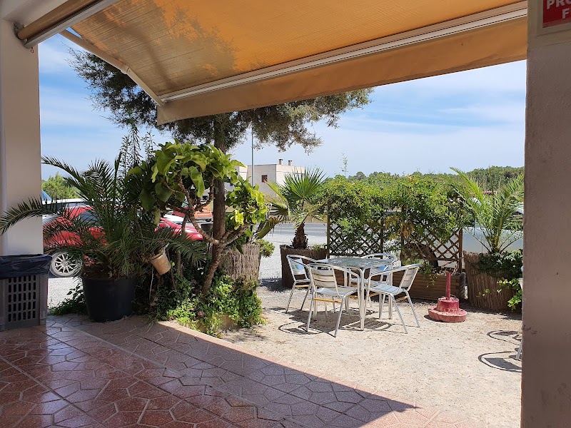 Bar s'Hort Nou - Bar s'Hort Nou, Diseminado s'Hort Nou, 2, 07816 Sant Antoni de Portmany, Illes Balears, Spain