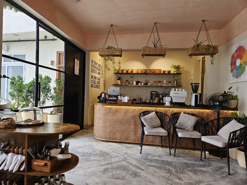 O'Brew - O'Brew 4A, Ambavgarh, near Hotel Hilltop, above SBI Guest House, Ambamata, Udaipur, Rajasthan 313004, India