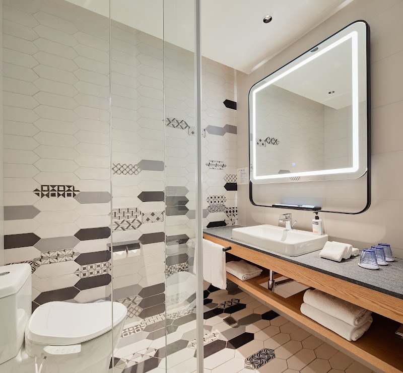 Holiday Inn Express Chiayi by IHG - Holiday Inn Express Chiayi by IHG No. 69號, Zhongxing Rd, Houyi Village, West District, Chiayi City, Taiwan 600