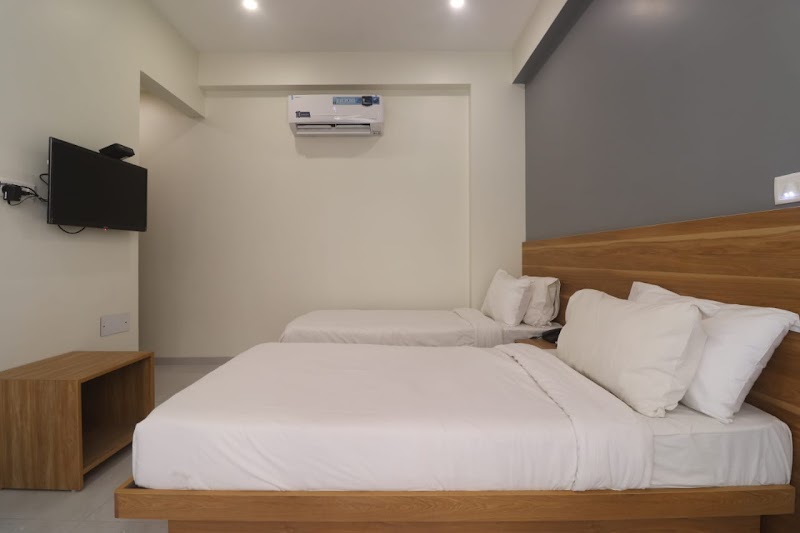 Townhouse Infinity Stays Near Appu Ghar - Townhouse Infinity Stays Near Appu Ghar 327P , 327P sector 45 ,Gurgaon Haryana, 122003, Sector 45, Gurugram, Haryana 122003, India