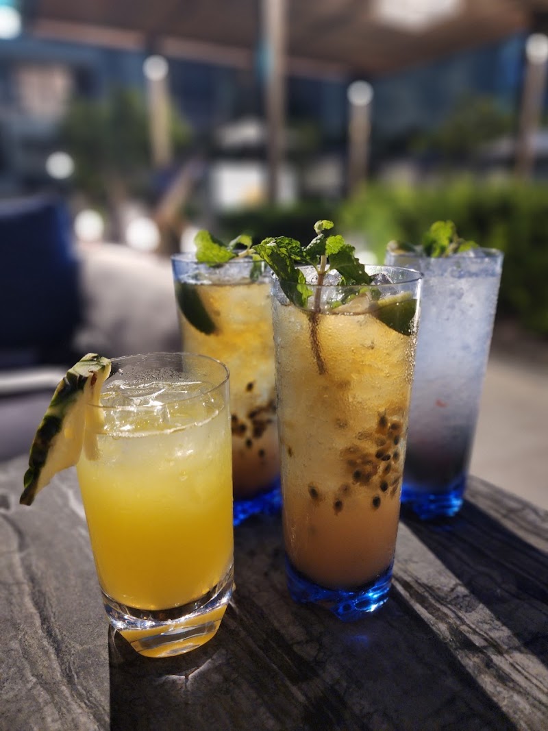 The Deck Beach Club Patong - The Deck Beach Club Patong, 198/8-9 Thaweewong Rd, Tambon Patong, Amphoe Kathu, Chang Wat Phuket 83150, Thailand