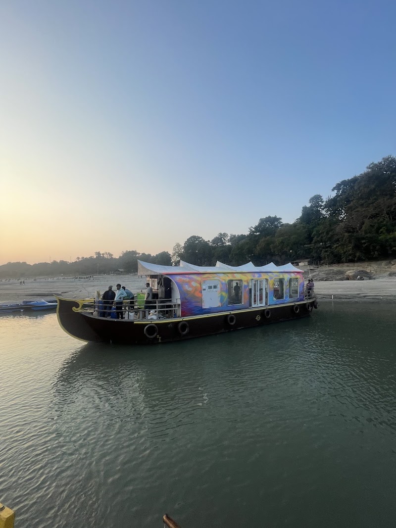 Brahmaputra Shikara Xpress - Brahmaputra Shikara Xpress MG Rd, Lachit Ghat, Guwahati, Assam 781001, India