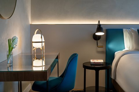 Renaissance Barcelona Hotel - Renaissance Barcelona Hotel Carrer de Pau Claris, 122, Eixample, 08009 Barcelona, Spain