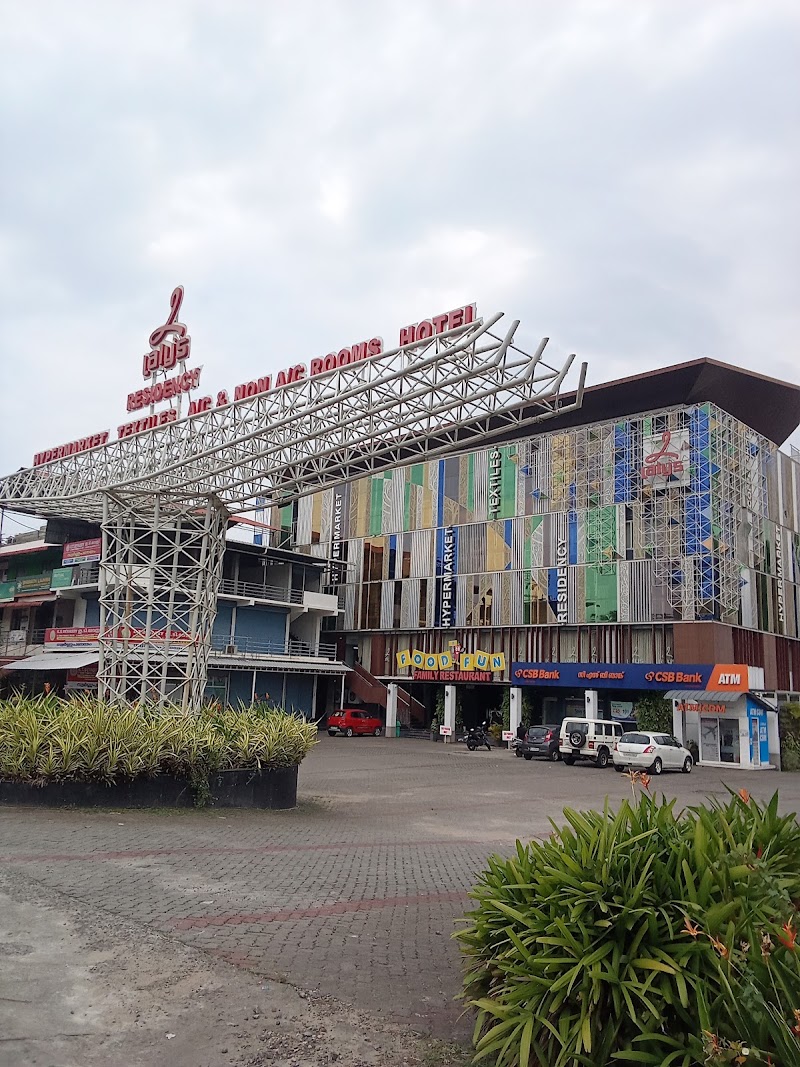 Dhanbad bus stand (Station Road) - Dhanbad bus stand (Station Road), Bustand, Pandey Muhalla, Dhanbad, Jharkhand 826007, India
