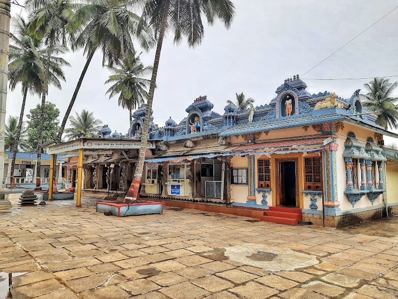 Sri Kalaseshwara Swaami Temple (Dakshina Kashi) - Sri Kalaseshwara Swaami Temple (Dakshina Kashi), Kalasa Main Rd, Kalasa, Karnataka 577124, India