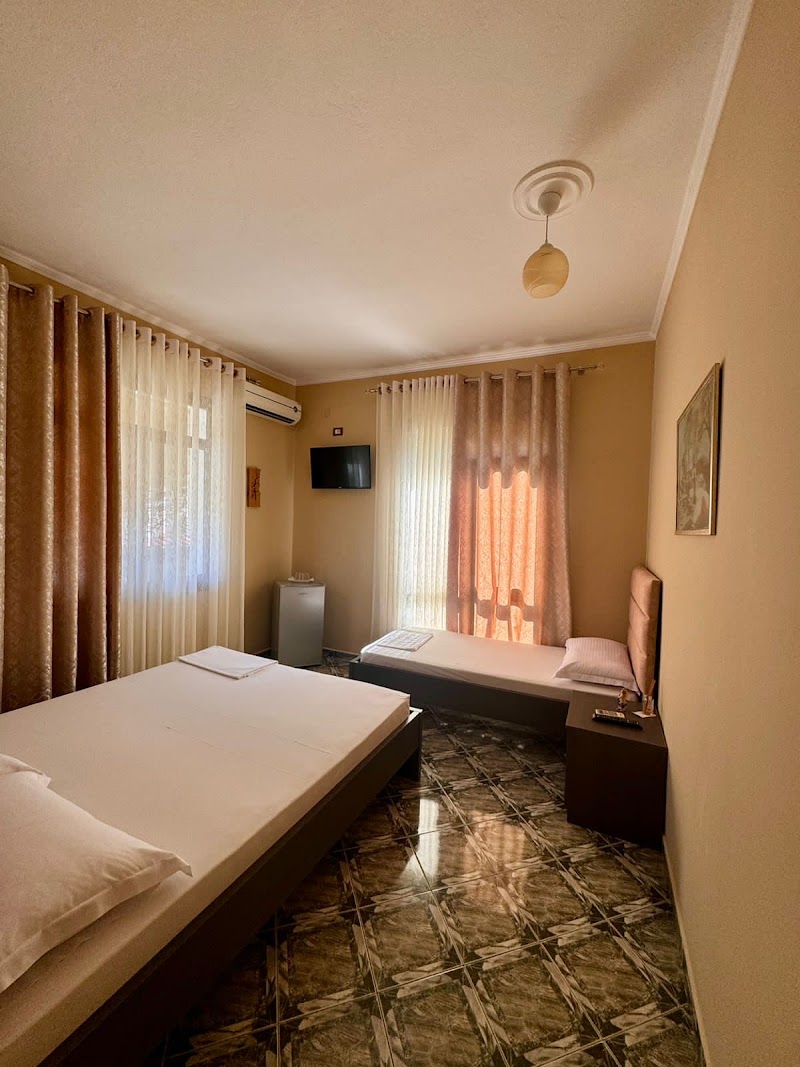 Twins villa mangalem Berat Albania - Twins villa mangalem Berat Albania, Rruga Mihal Komnena 1111, Berat 5001, Albania