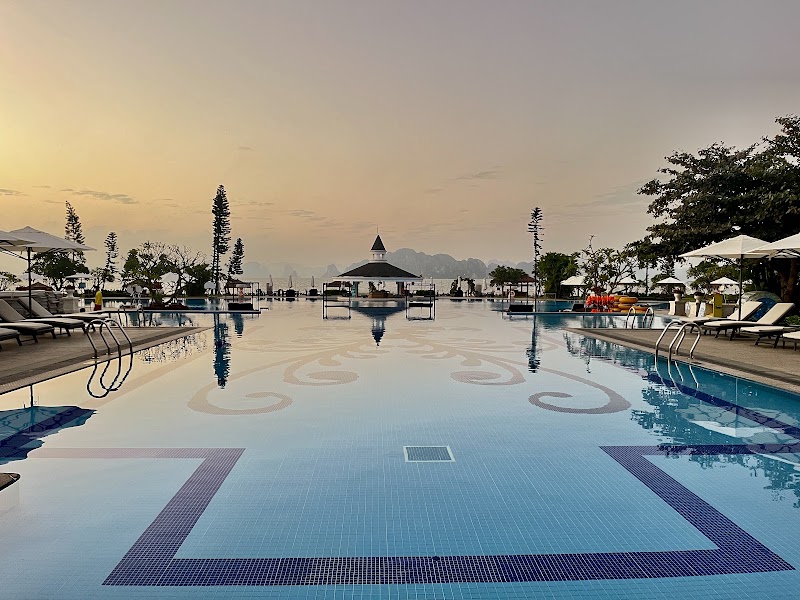 Vinpearl Resort & Spa Hạ Long - Vinpearl Resort & Spa Hạ Long, Đường Đỗ Sĩ Họa, Bãi Cháy, Quảng Ninh 200000, Vietnam