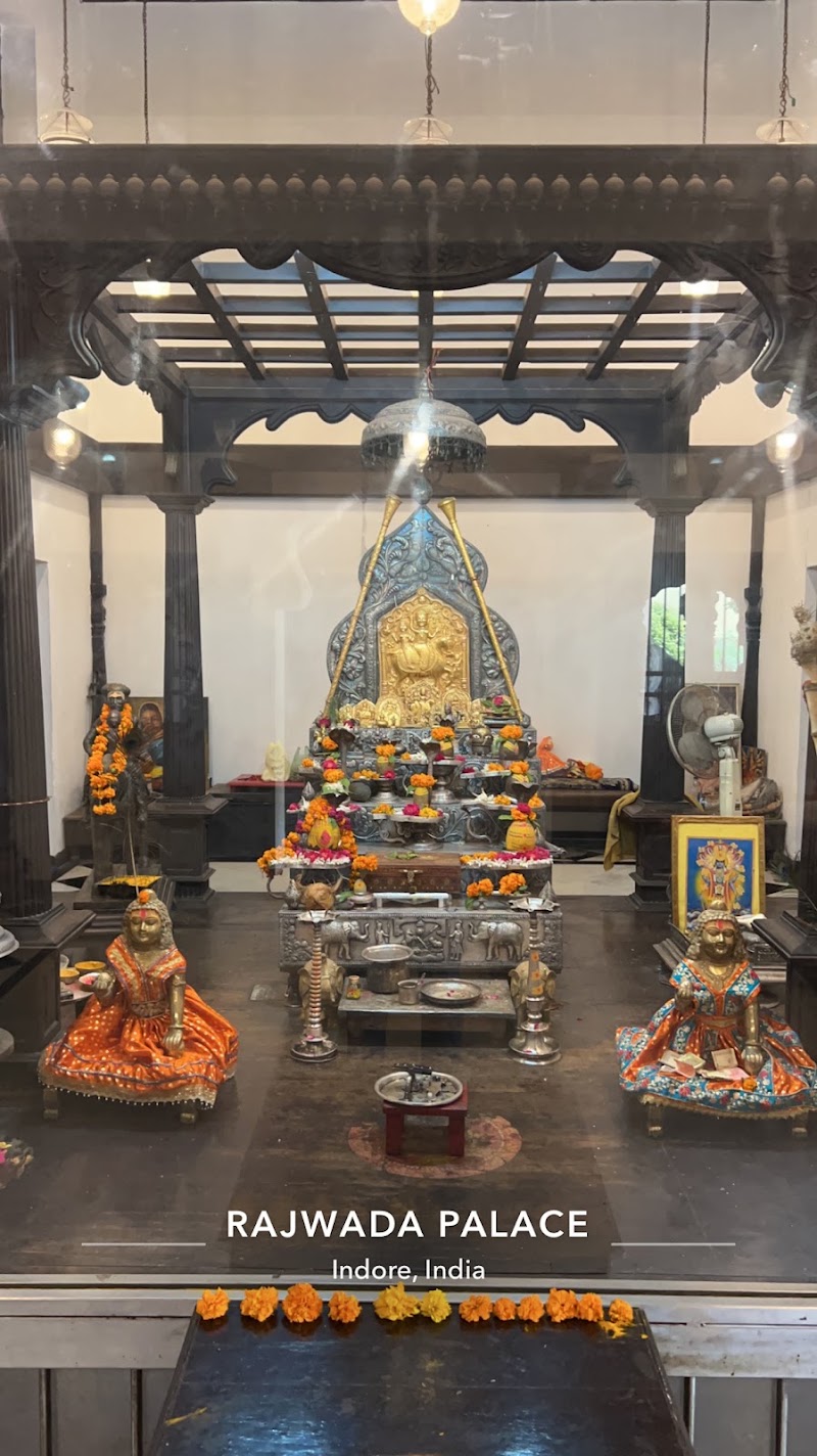 Holkar Dynasty Gallery (Museum), Indore - Holkar Dynasty Gallery (Museum), Indore PV93+CRJ, Rajwada, Indore, Madhya Pradesh 452002, India
