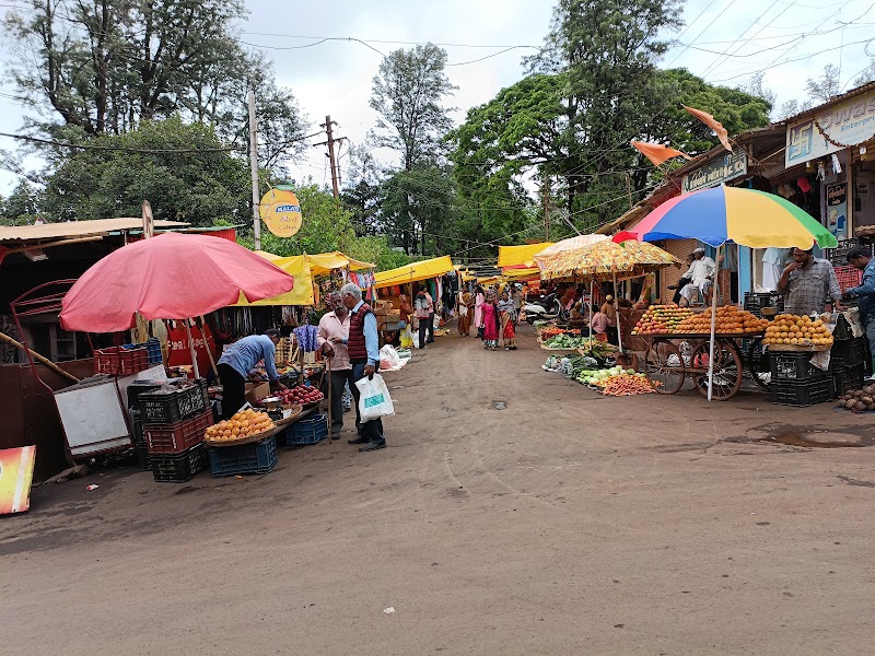 Panchgani Market - Panchgani Market WRF2+H25, Bhim Nagar, Panchgani, Maharashtra 412805, India