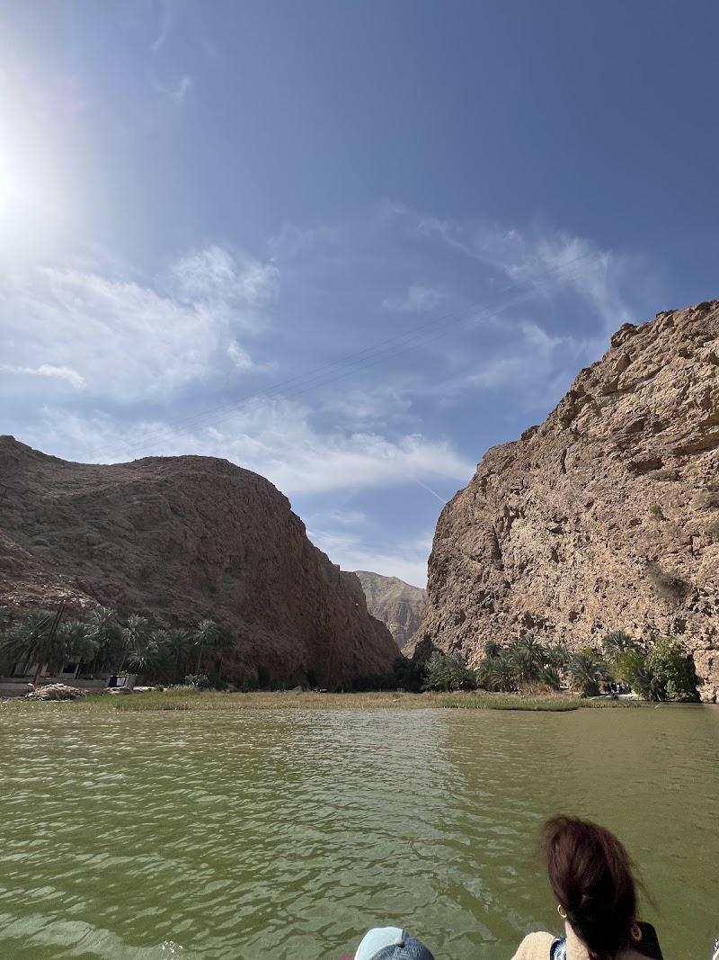 Wadi Shab hiking - Wadi Shab hiking, R6QW+JCV wadi shab، Tiwi 111, Oman