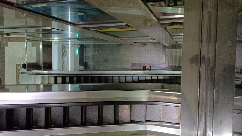 Excelsior Shopping Centre - Excelsior Shopping Centre, 5 Coleman St, #03-27, Singapore 179805