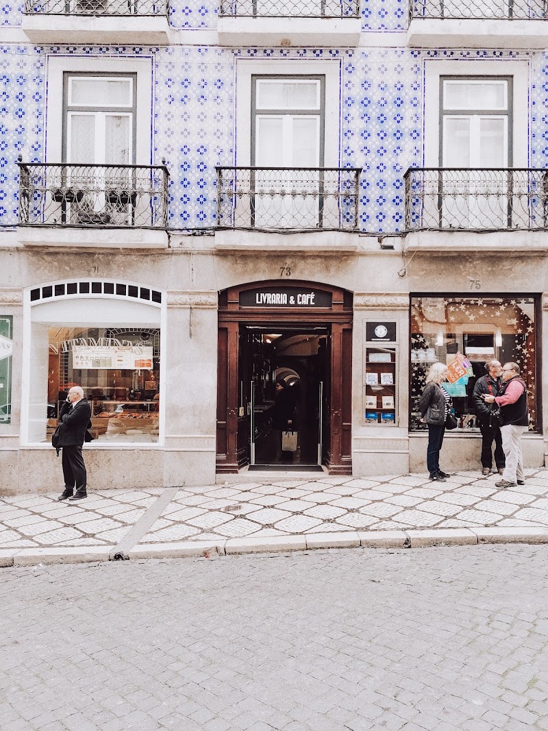 Livraria Bertrand - Chiado - Livraria Bertrand - Chiado, R. Garrett 73 75, 1200-203 Lisboa, Portugal