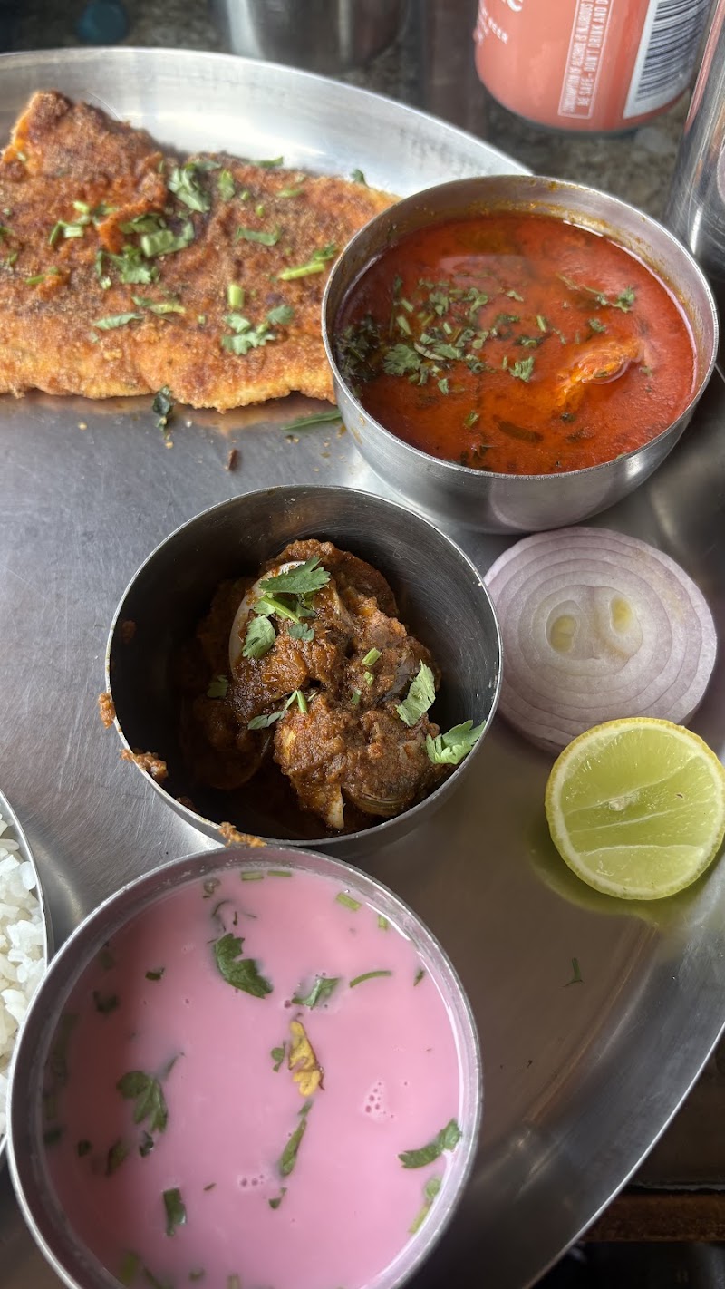 Shreyas Dining - Shreyas Dining B, Kothewada, Plot no. 2015, Chivla Beach Rd, Malvan, Maharashtra 416606, India