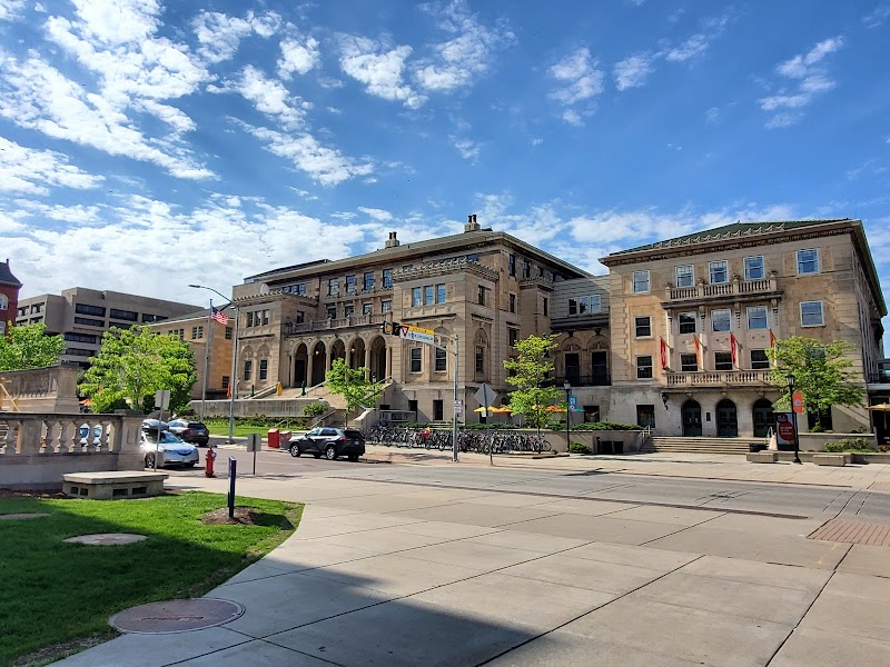 University of Wisconsin–Madison - University of Wisconsin–Madison, 500 Lincoln Dr, Madison, WI 53706, USA
