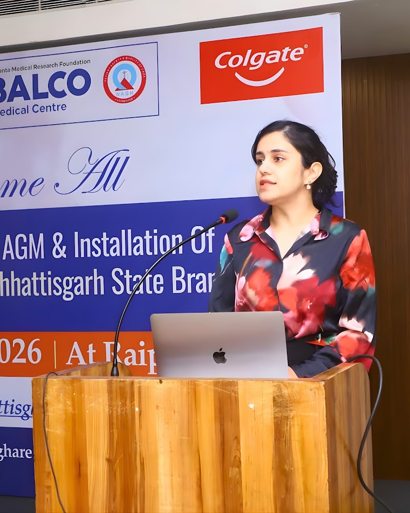 Dr. Ishita Katyal: Plastic, Reconstructive and cosmetic Surgeon In Raipur - Dr. Ishita Katyal: Plastic, Reconstructive and cosmetic Surgeon In Raipur, Pachpedi Naka Rd, beside Colours Mall, Amrapali Society, Gurumukh Singh Nagar, Raipur, Tikrapara, Chhattisgarh 492001, India