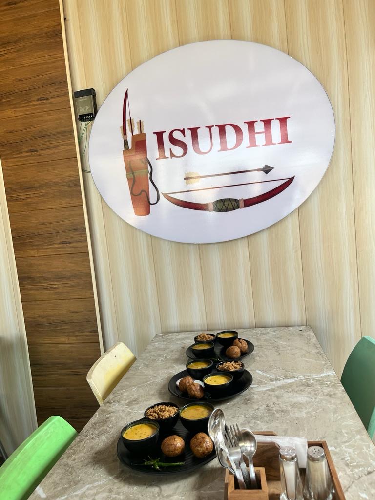 Isudhi restaurant and cafe - Isudhi restaurant and cafe Paidal path turan dawar se 800 m ringas, road, Khatoo, Rajasthan 332602, India
