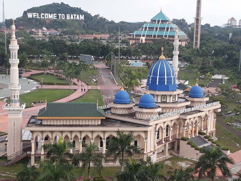 HARRIS Hotel Batam Centre - HARRIS Hotel Batam Centre Jl. Engku Putri Utara, Tlk. Tering, Kec. Batam Kota, Kota Batam, Kepulauan Riau 29461, Indonesia