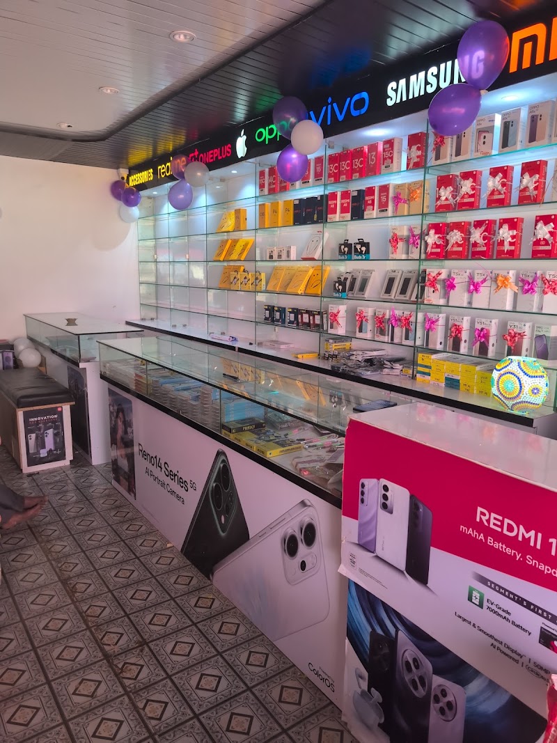 Ap Digital Hub - Ap Digital Hub, V884+6FC Bazar, chauk Tarkela Marg, Kotra, Kurmapali, Chhattisgarh 496001, India