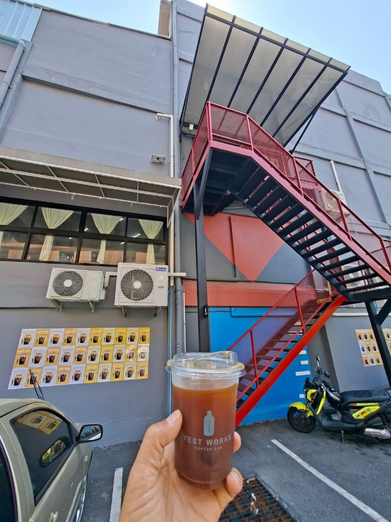 Y'EST WORKS Coffee Lab - Y'EST WORKS Coffee Lab, 540, 3 Pracha Uthit Rd, Khwaeng Wang Thonglang, Khet Wang Thonglang, Krung Thep Maha Nakhon 10310, Thailand