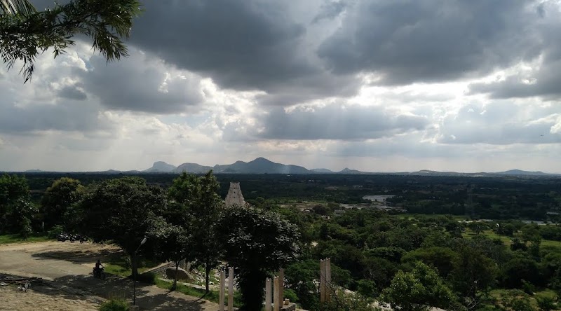 Kailasagiri Hill - Kailasagiri Hill, 92RG+J5M, Kailasagiri Temple Rd, Kavalaganahalli, Karnataka 563125, India