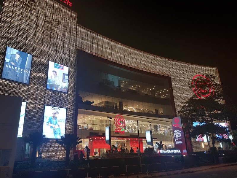 Central Mall - Central Mall Palayam - Airv mmport Road, Pattoor - Vanchiyoor Rd, Vanchiyoor, Thiruvananthapuram, Kerala 695035, India