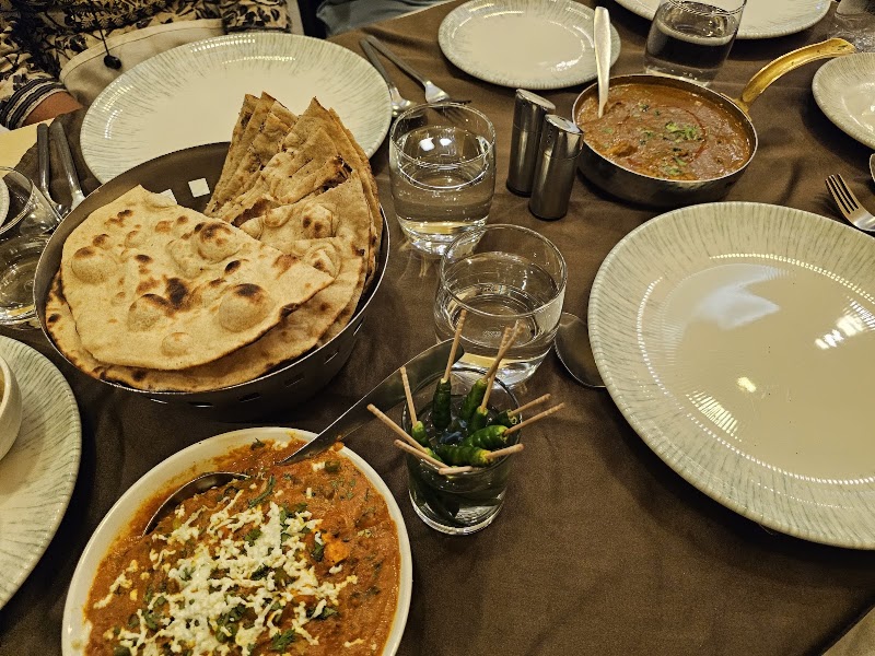 Utsav Cuisine - Utsav Cuisine Anjaneya Building, Orchard Ave, opposite BEST Depot, opp. Powai, Hiranandani Gardens, MHADA Colony 19, Powai, Mumbai, Maharashtra 400076, India