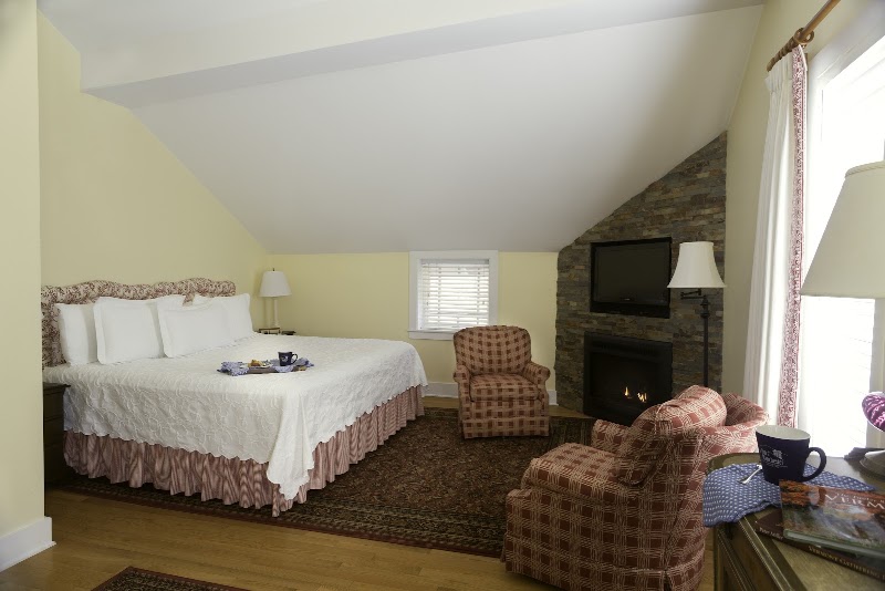 The Inn at Manchester - The Inn at Manchester, 3967 Main St, Manchester, VT 05254, USA