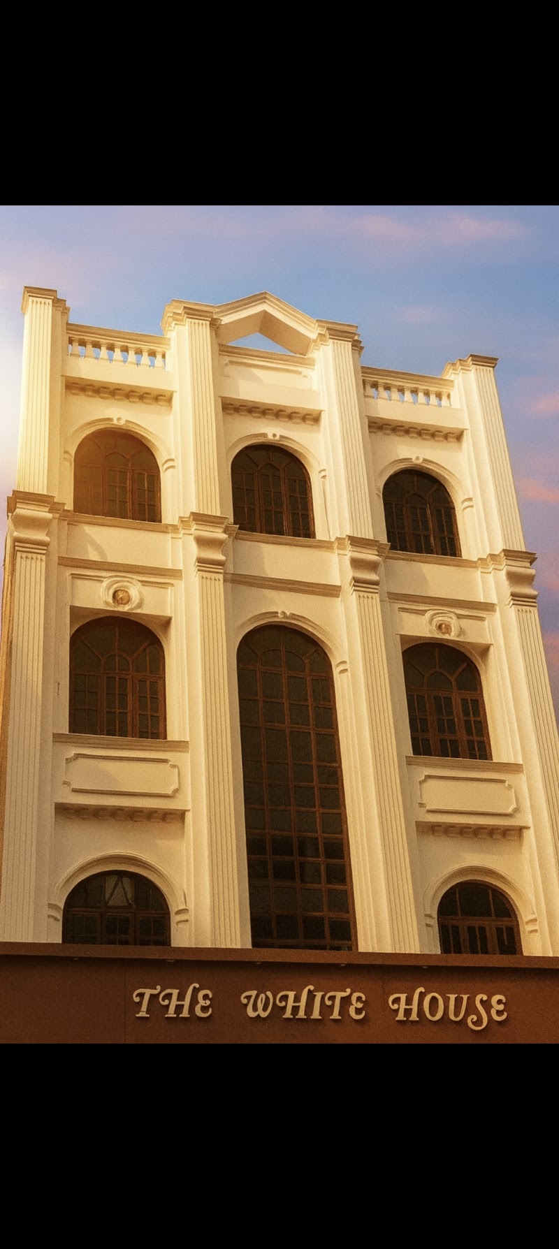 The White House - Hotel near Kashi Vishwanath temple
